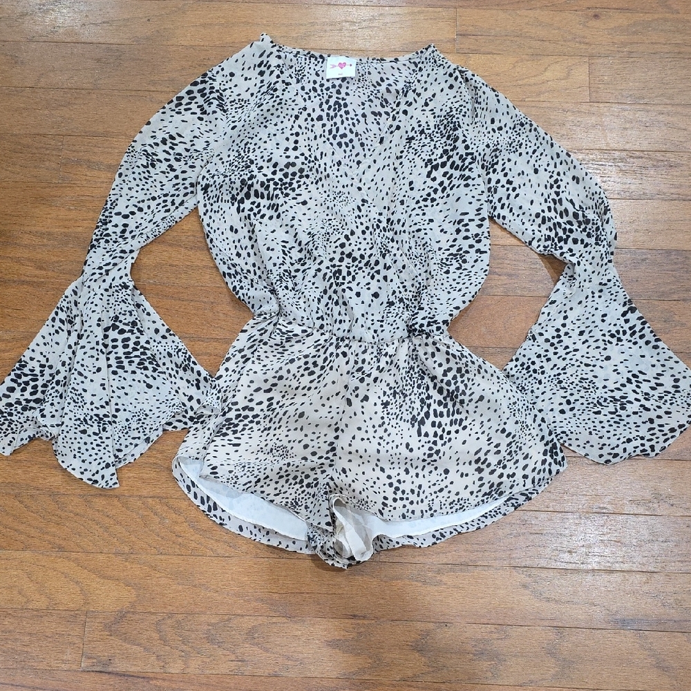 Buddy‎ Love Romper